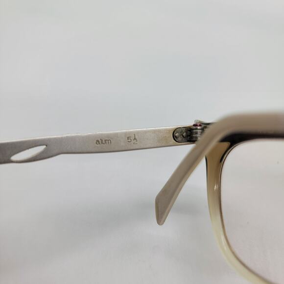 Vintage American Optical Aluminum Eyeglasses 46-20 Winged Feather Design & Case main image 13